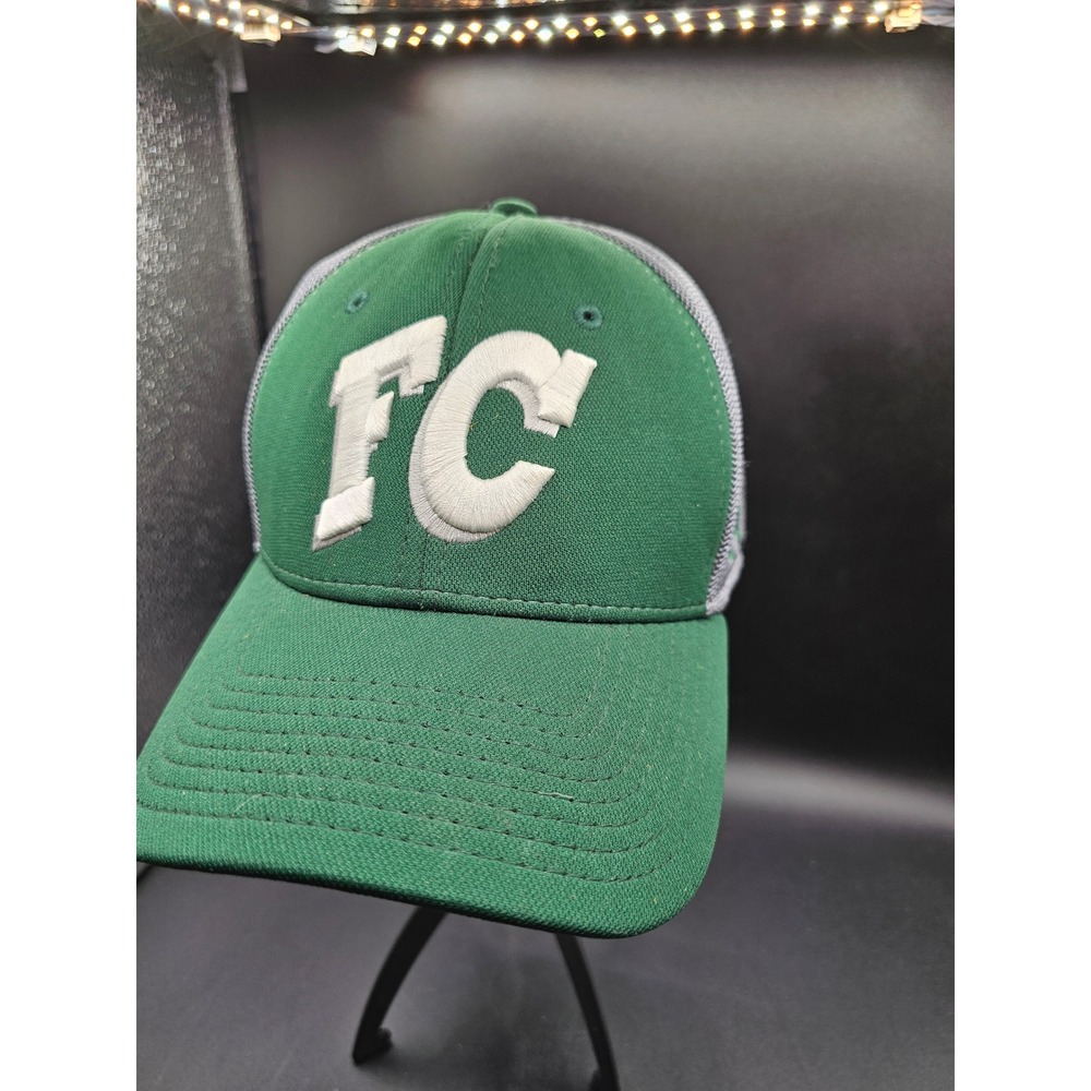 Under Armour UA920 FC Crickets Hat Green Grey Mesh Stretch Fit Cap Adult Small